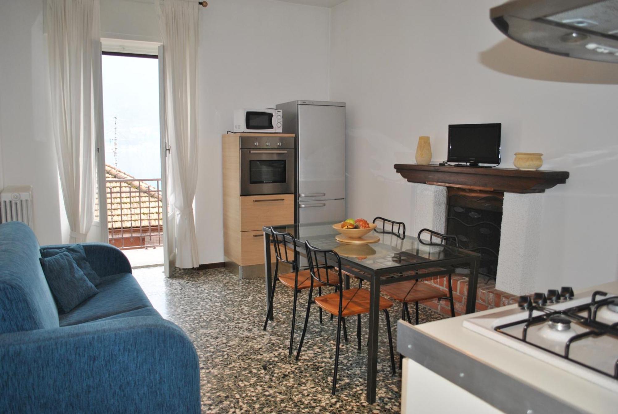 The Romantic Village House - Apartments With Lake View Colonno Εξωτερικό φωτογραφία