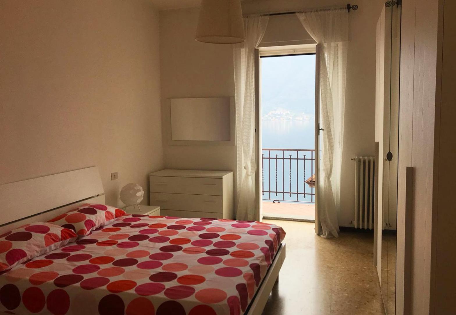 The Romantic Village House - Apartments With Lake View Colonno Εξωτερικό φωτογραφία